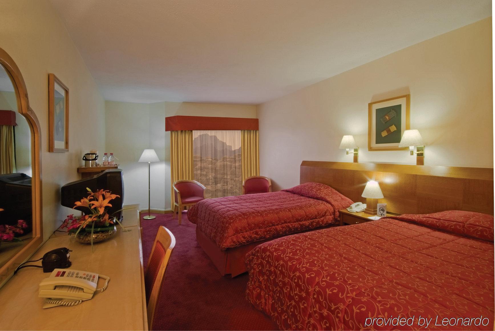 Crowne Plaza Resort Petra Wadi Musa Room photo